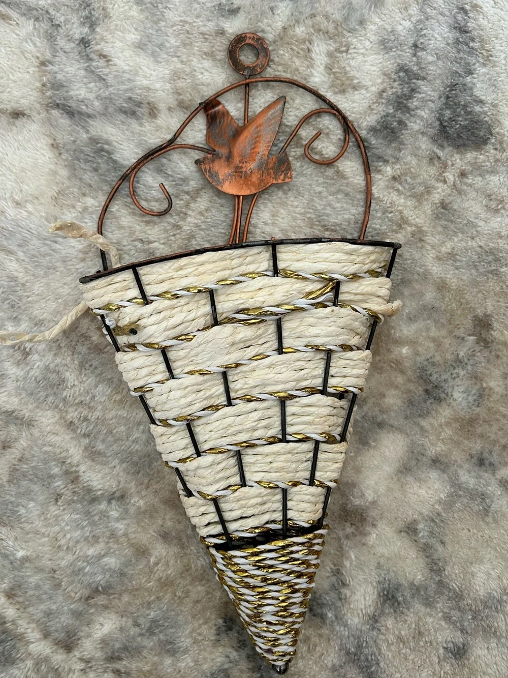 Wall Flower Holder
